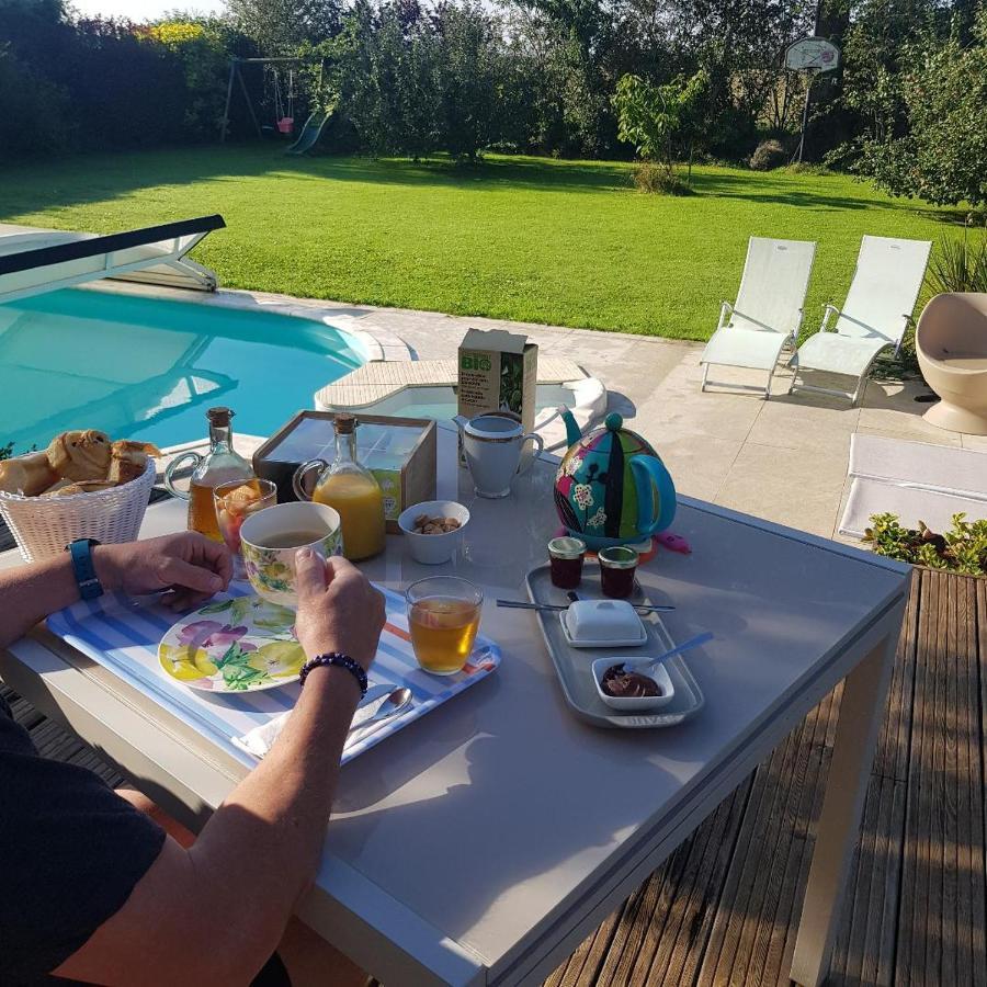Grande Chambre Entre Caen Et La Mer Chambre Terrasse Jardin Et Piscine Mathieu Екстериор снимка